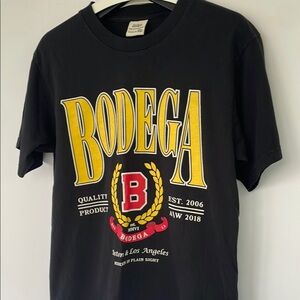 Bodega Black and Yellow Short Sleeve Graphic Tee Small